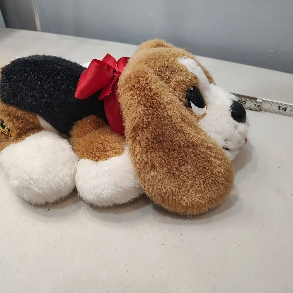 Vtg 2004 Mattel Pound Puppies Tricolor Dog Puppy Plush Toy Red‎ Bow Floppy Ears